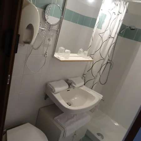 Au Bon Accueil 2*