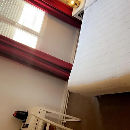 Otel Au Bon Accueil 2*