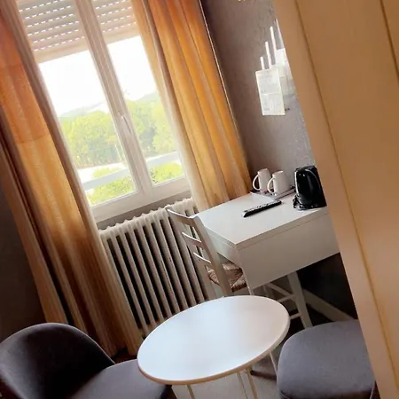 Otel Au Bon Accueil 2*