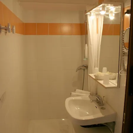 Au Bon Accueil Otel