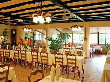 호텔 Au Bon Accueil 2*